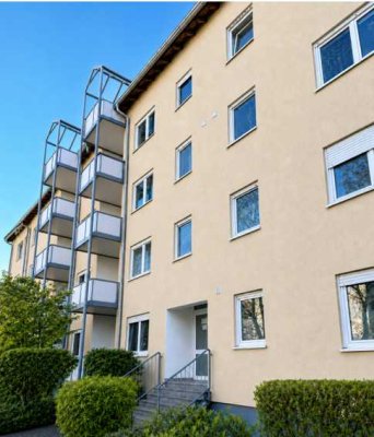Schöne Wohnung mit Balkon in ruhiger Lage