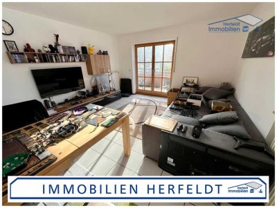 Schöne 3-Zimmer-Wohnung mit Südbalkon in idyllischer Lage für fairen Preis!