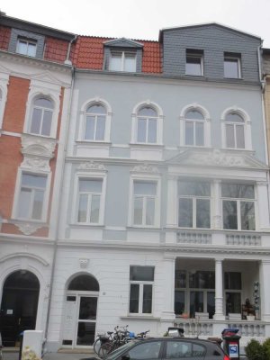 Schicke 3-Zimmer-Altbauwohnung in zentraler Lage