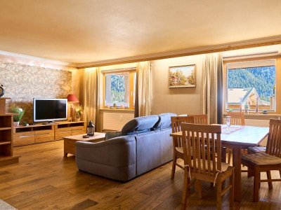 Großzügige Wohnung, auch zur individuellen touristischen Vermietung, mit Balkon und Traumblick in der Leutasch