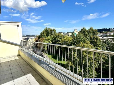 Penthaus-Wohnung mit 3 Zimmer, Balkon und Terrasse im Herzen von Wels