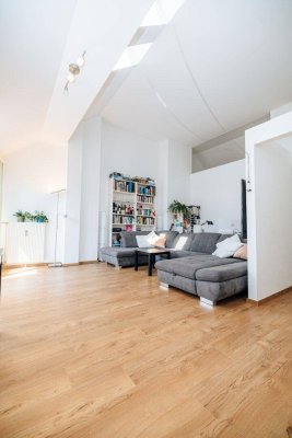 AB 01. OKTOBER I NAHE INNENSTADT I LICHTDURCHFLUTET I ATTRAKTIVE LAGE I MIT BADEWANNE I WG-GEEIGNET I HAUSTIERE ERLAUBT I PROJEKT WOHNEN I