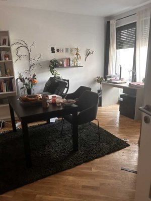 Geschmackvolle 1-Zimmer-Wohnung mit EBK in Magdeburg