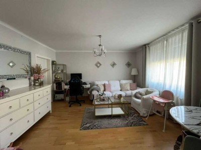 Schöne und gepflegte 2-Raum-Wohnung mit Einbauküche in Lieberose