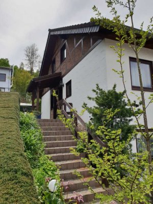 Elegantes Landhaus mit Panoramablick auf Schleiden