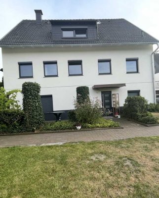 Gepflegte 1-ZKB-Souterrainwohnung mit Terrasse in ruhiger Lage von Gadderbaum