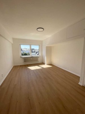 WG geeignete , modernisierte Maisonettewohnung in der Innenstadt