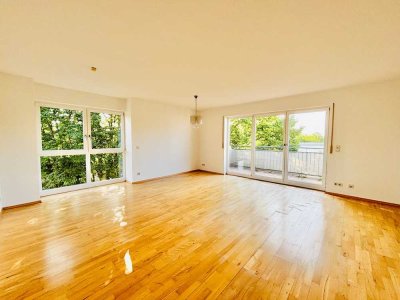 Toller Grundriss! 3-Zimmerwohnung mit Einbauküche, Balkon und Stellplatz!