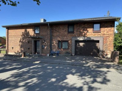Einfamilienhaus mit Werkstatt * zentrale Ortslage Bühnsdorf *