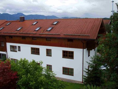 Schöne, gepflegte 3-Zimmer-DG-Wohnung in Rosenheim, Happing