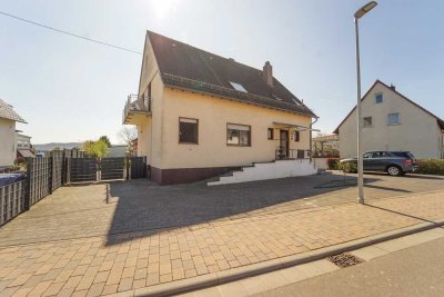 *NEU* EIN BIS ZWEIFAMILIENHAUS IN SUPER LAGE! + BAUPLATZ!