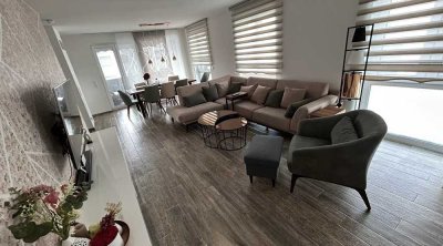 4-Z. Balkon-Wohnung (2. OG) KfW 40* in Maintal D. mit Einbauküche & Ankleidezimmer & TG