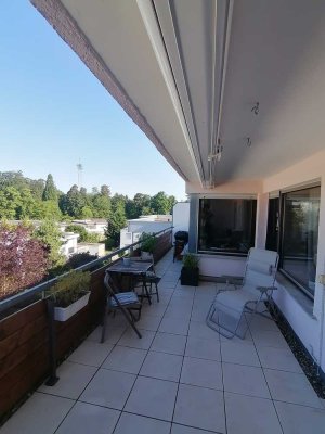 Zuhause mit 2,5 Zimmern und Balkon in Stuttgart