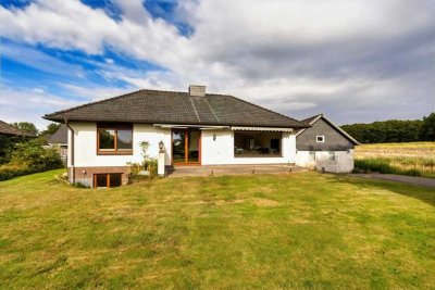 Freistehendes Einfamilienhaus - Ankommen in Feld- und Waldrandlage – Ruhe, Natur und viel Potenzial