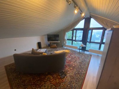 Charmantes 1-Zimmer Dachgeschoss-Apartment in Neu-Isenburg für