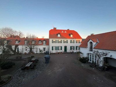 Arenzhof Haus in Gutshof (Arenzhofstraße 38) ca. 2000 QM Innenhof / ohne Makler !!!!