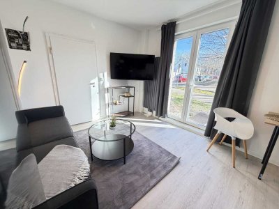 *NEU Saniert* 2 Zimmer-EG-Wohnung mit Terrasse*voll möbliert & alles INKLUSIVE*