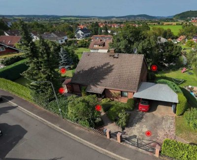 Ein Zuhause mit Weitblick - Einfamilienhaus mit Panorama-Aussicht und großem Garten, 360°-Rundgang