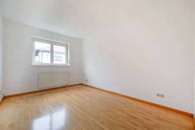 Kompakte Wohnung mit Entwicklungspotenzial für Eigennutzer oder Anleger