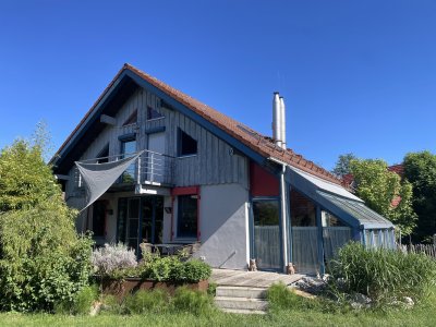 großes Haus mit Einliegerwohnung