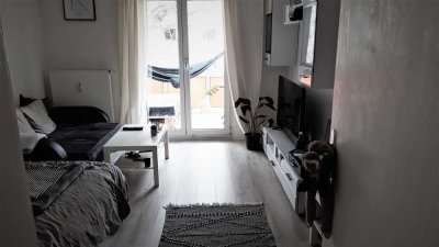 1-Zimmer,  EBK/Wohnküche u. Balkon in schöner Lage