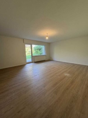 Wohnen im Grünen: Apartment mit Terrasse und Garten in Düsseldorf
