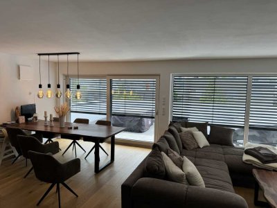 Neuwertige 2,5-Zimmer-Wohnung mit  große Terrasse und Einbauküche in Sindelfingen