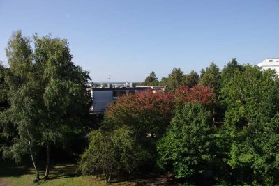 Helle 3,5-Zimmer-Wohnung mit zwei Balkonen im 3. OG in Ettlingen