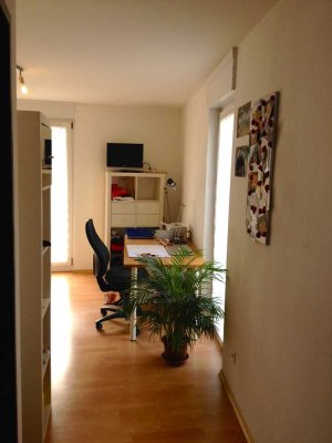 Studentenappartement zwischen Hochschule und Altstadt mit Balkon, EBK und Tiefgarage
