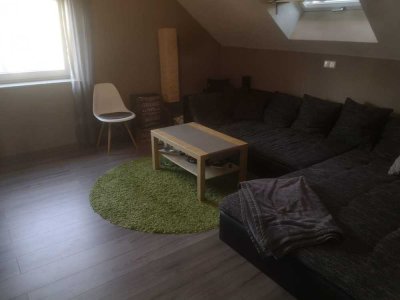 Ansprechende 4-Zimmer-Wohnung mit 2 Balkonen und EBK in Großostheim