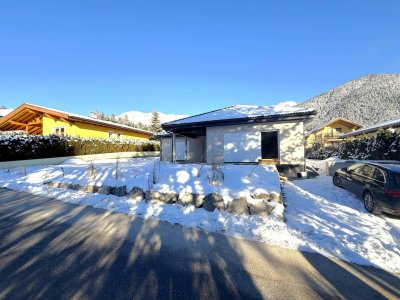 Erstbezug: Moderner Bungalow in naturnaher Lage von Obsteig