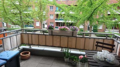 Freundliche 1-Raum-Wohnung mit Küche, Diele, Balkon und Aufzug in Neuss