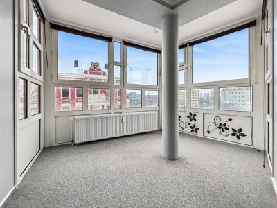 Zentral wohnen: Stilvolle 2-Zimmer-Wohnung mit Erker und Aufzug in Bremerhaven-Lehe