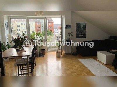 Tauschwohnung: Helle 4-Zi.-Dachgeschosswohnung in der Innenstadt, 2 Balkone