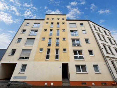 Einziehen & Wohlfühlen – Möblierte Wohnung mit Stellplatz