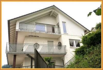 Attraktive 3,5 Dachgeschosswohnung mit tollem Ausblick in Haslach zu vermieten - sofort bezugsfrei !