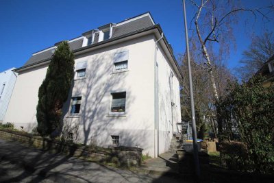 TOP-GESCHNITTENE WOHNUNG, Bliedinghausen, ruhige Lage