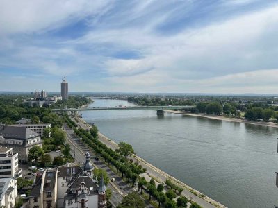 Exklusives Wohnen über den Dächern von Köln-Direkt am Rhein! Mit Schwimmbad, Sauna und allen Extras