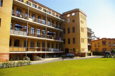 „Zwei Ebenen zum Wohlfühlen – Maisonettetraum mit Balkon und Tiefgaragenplatz“