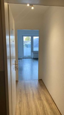 Schöne 2 Zimmer Wohnung mit Blick ins Grüne