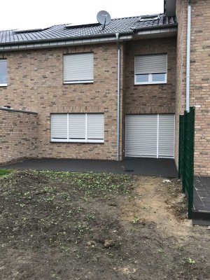 Zweitbezug: Freundliches 8-Raum-Reihenhaus mit gehobener Innenausstattung in Borken-Weseke Borken
