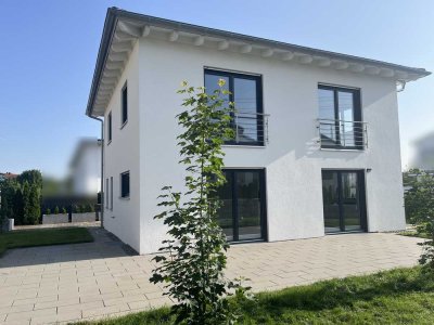RESERVIERT, Moderne, lichtdurchflutete Stadtvilla - direkt bezugsfertig