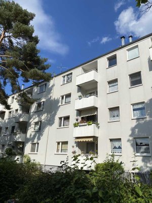 Keine Käuferprovision - freie sanierungsbedürftige 3 Zi im 3.OG rechts mit sonnigem Balkon_40