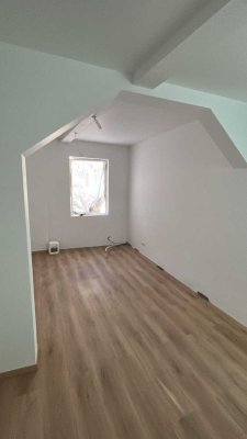 Mittendrin! noch Baustelle! mit Küche W 4 und 8