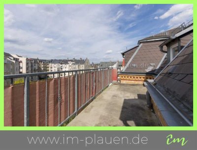 3 Zimmer Dachgeschoss mit Balkon im Stadtteil Seehaus von Plauen zur Miete - Bad mit Wanne - Laminat