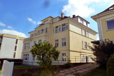 Wohnen in historischer Stadtvilla am Kurpark!