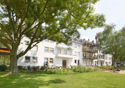 Helle 4 ZKB  Wohnung mit Balkon ab 01.08.25