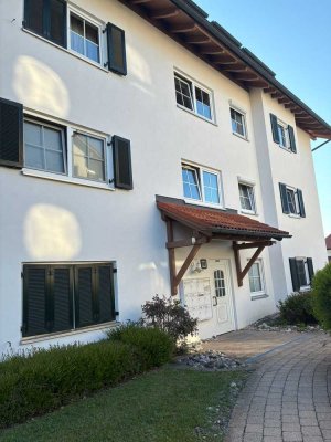 Stilvolle, gepflegte 3-Zimmer-Wohnung mit Balkon in Waltenhofen