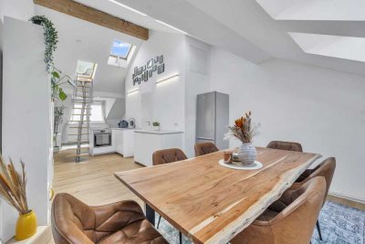 Dachgeschosswohnung mit privater Dachterrasse - stilvolles Wohnen über den Dächern Berlins