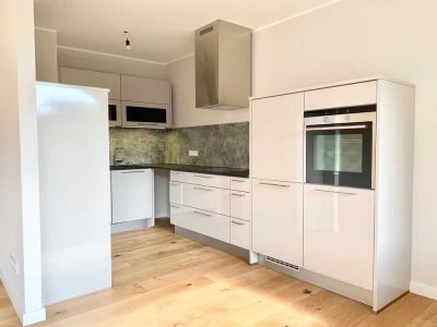 Exklusive 4-Zimmer-Wohnung mit 2 Balkonen und EBK in München Haidhausen